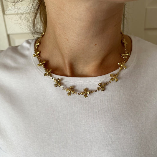 Collar Burdeos